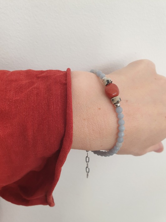 Bransoletka ROOTS angelit, jaspis czerwony, jaspis dalmatyński