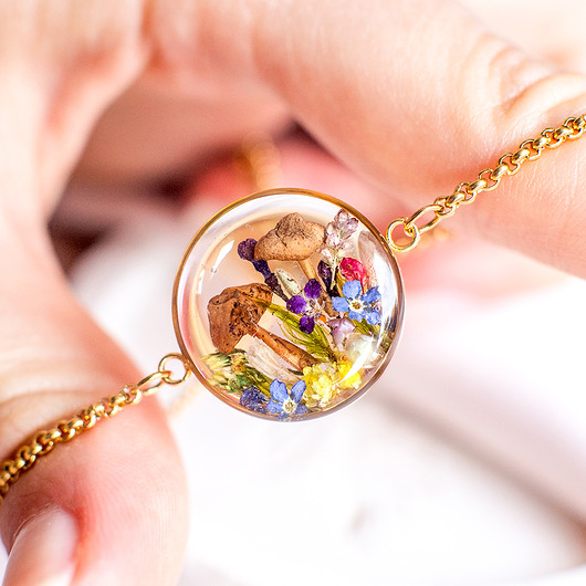 Bransoletka z leśną kompozycją