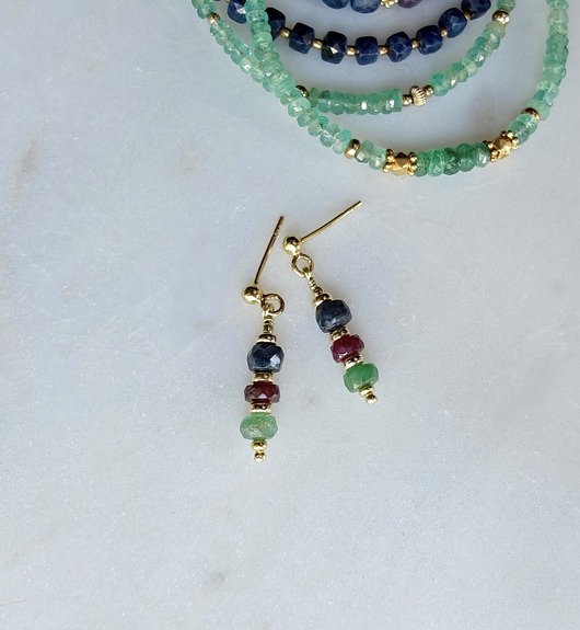 Szlachetne trio, pozłacane kolczyki