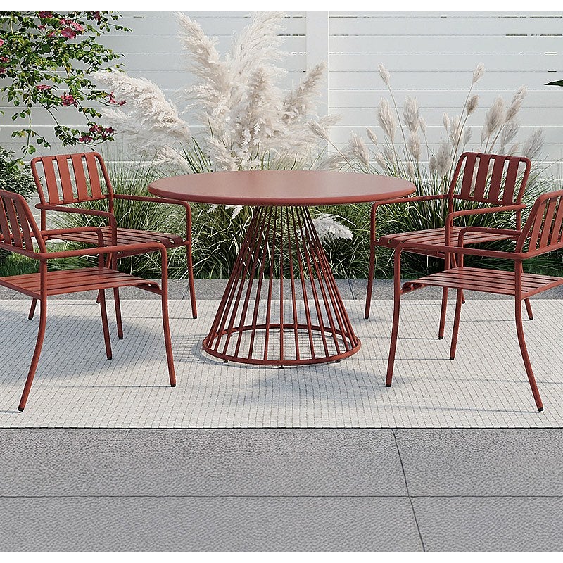 Metalowy zestaw mebli ogrodowych: stół śr. 120 cm i 4 składane fotele - Terracotta - BIRMOS od MYLIA