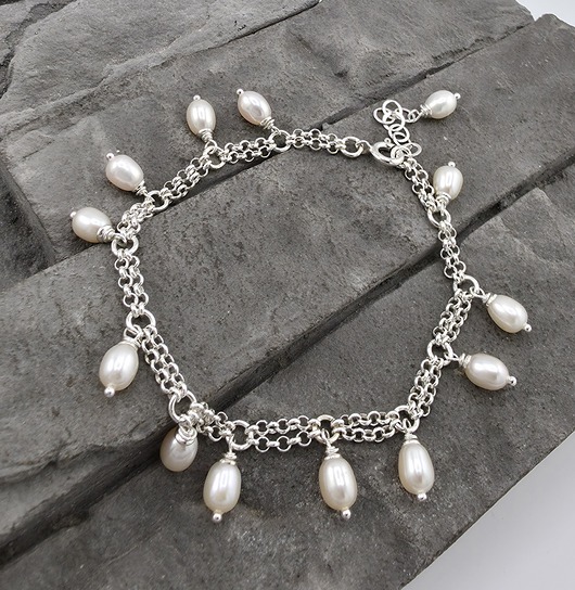 Srebrna bransoletka z perłami Bride