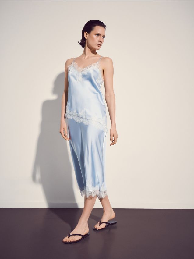 Reserved - Spódnica midi z koronką - jasnoniebieski