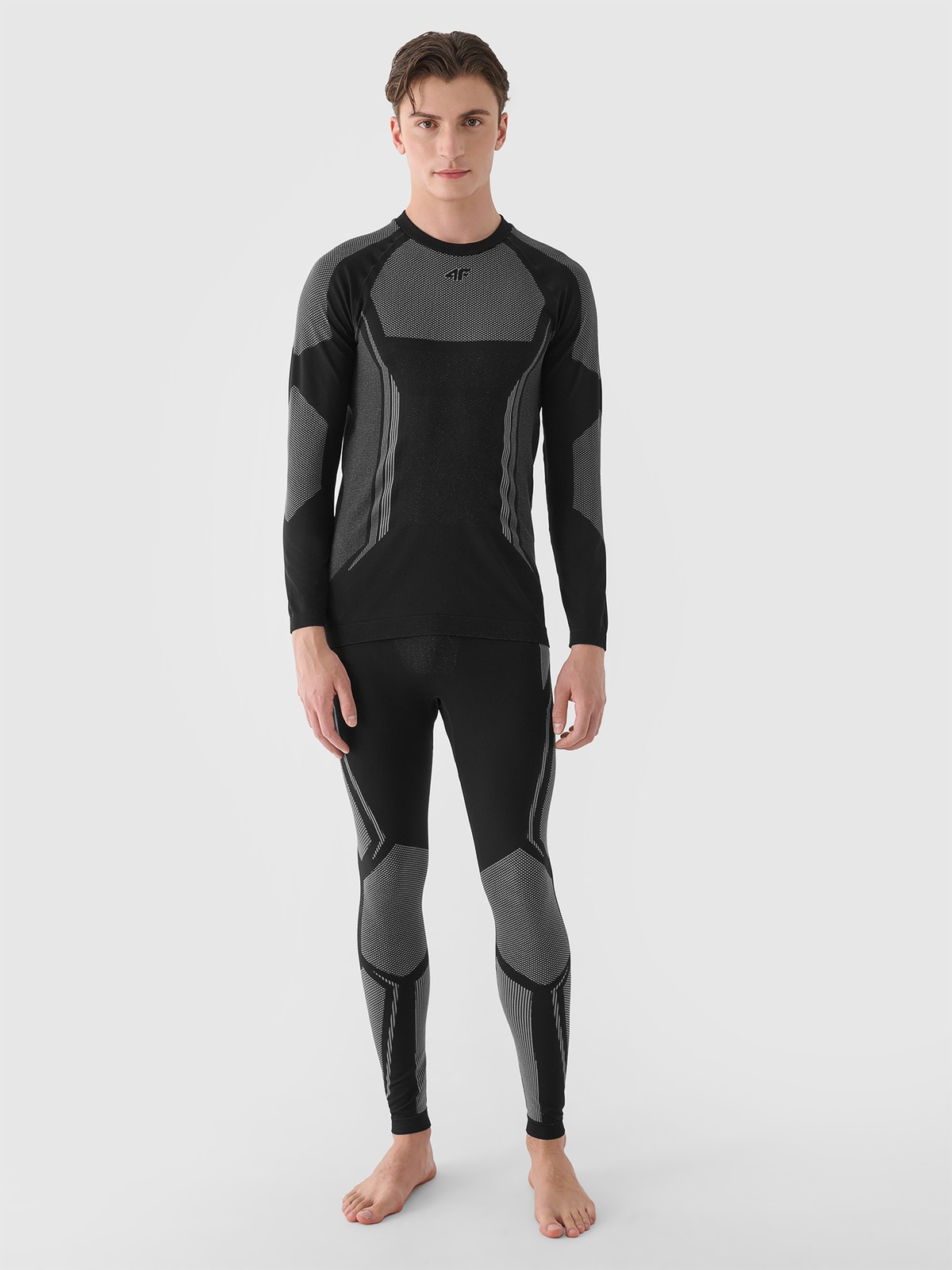 4F Bielizna termoaktywna bezszwowa (dół) męska - czarna S/M