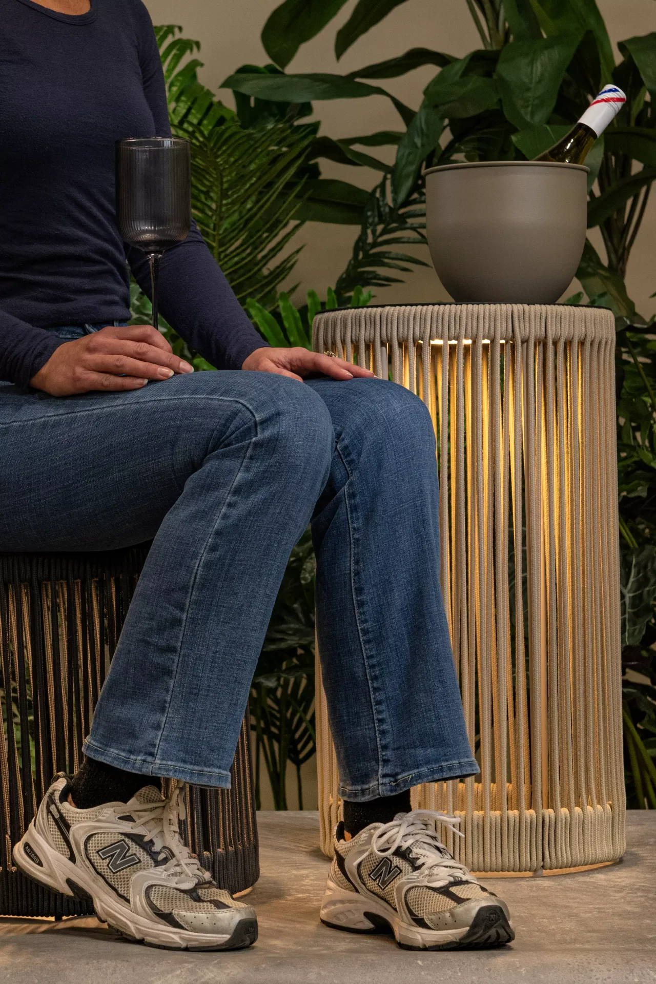 LUCIDE PINGI stolik siedzisko lampa 61cm z beżowego sznurka IP44 LED 3W 3000K DIM ładowanie USB 06822/62/41