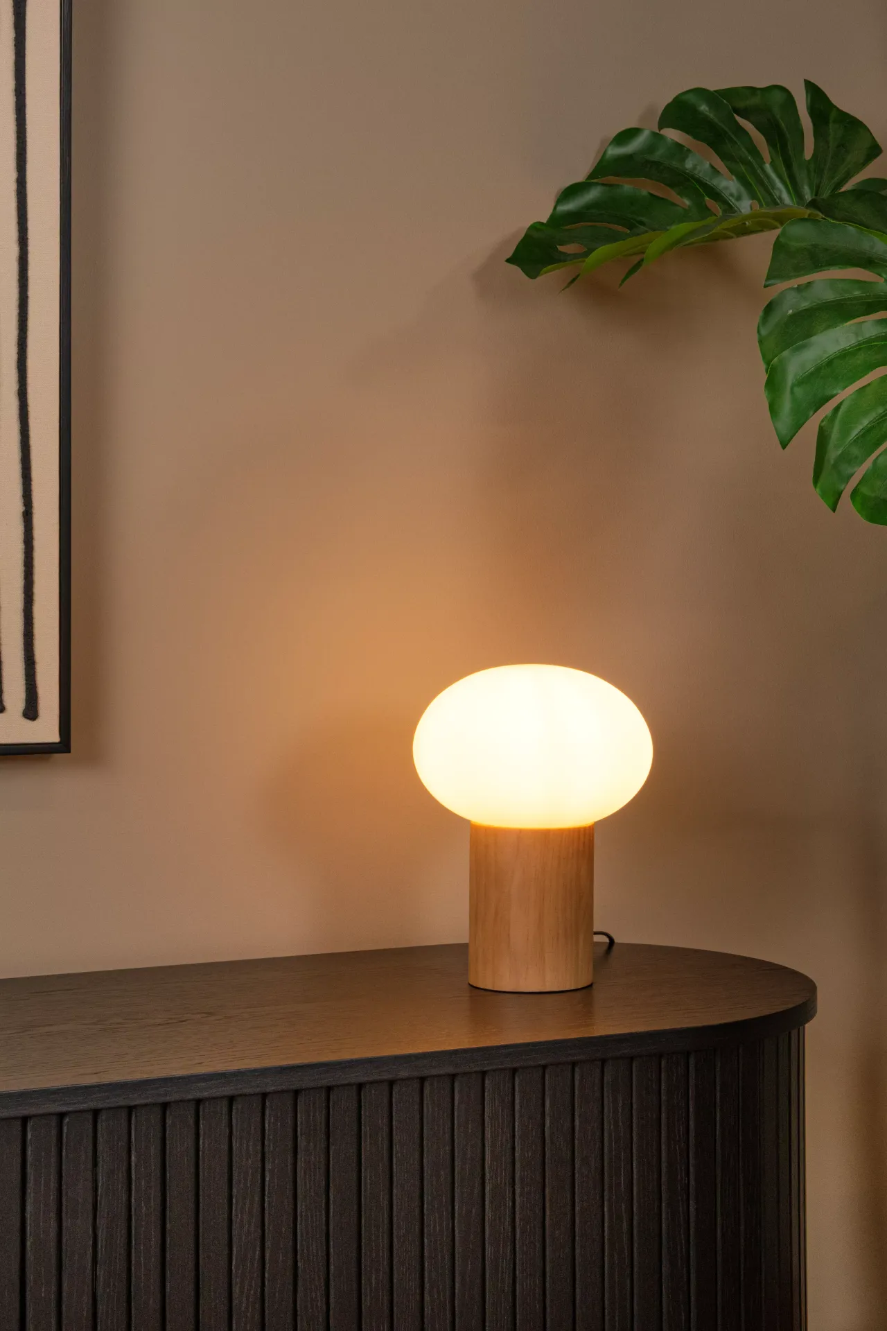 BIRTLE lampa stołowa podstawa jasne drewno klosz szklany fi 15cm 1xG9 LUCIDE 05550/10/61