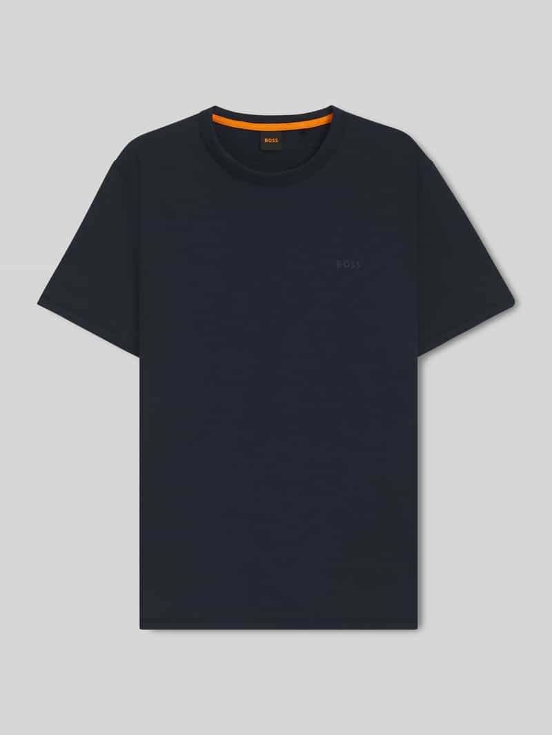 męski t-shirt o kroju regular fit z detalem z logo