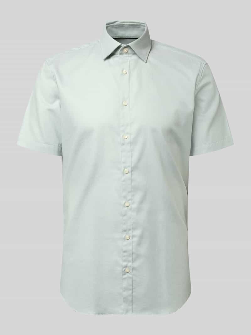 Koszula o kroju slim fit biznes z bawełny z kołnierzykiem typu kent