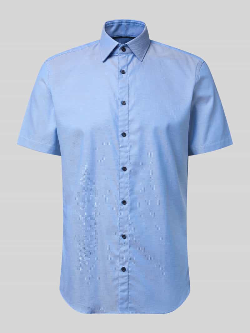 Koszula o kroju slim fit biznes z bawełny z kołnierzykiem typu kent