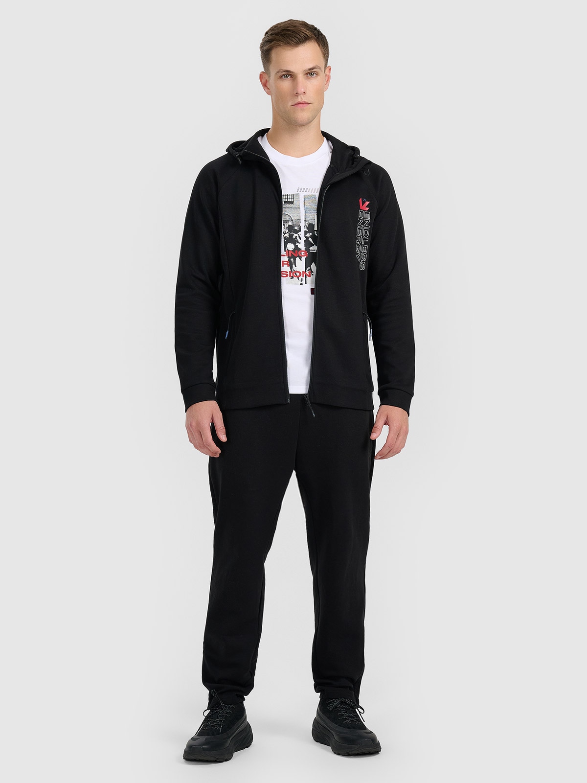 4F Spodnie dresowe męskie - czarne M