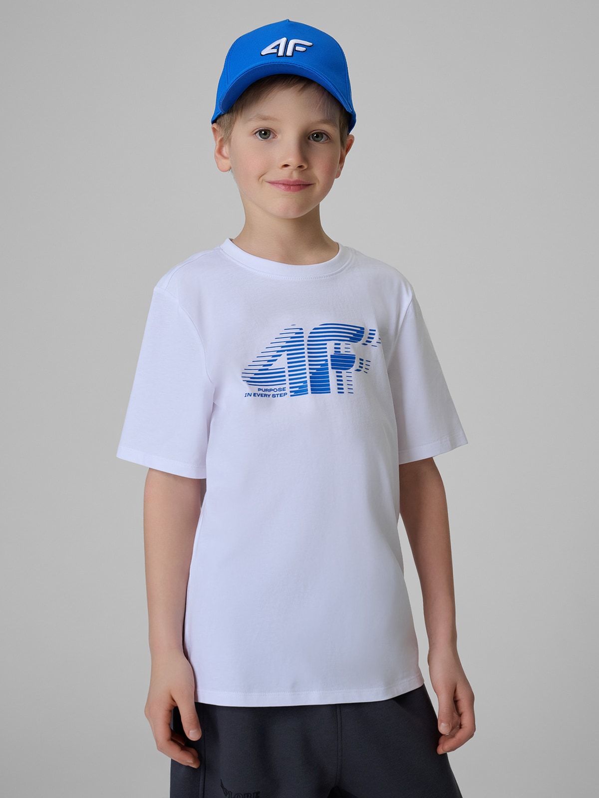 4F T-shirt regular z nadrukiem chłopięcy - biały 128 (7-8 lat)