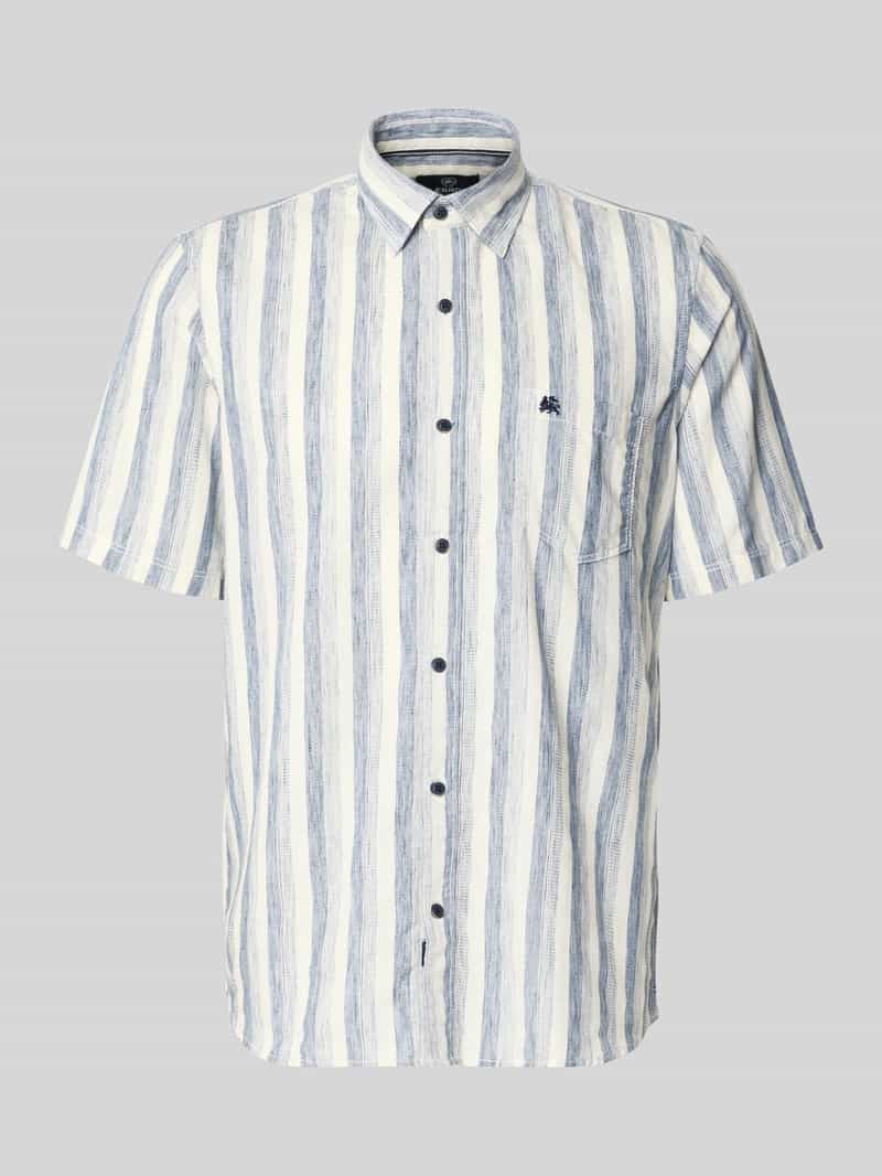 Koszula casualowa o kroju regular fit z kołnierzykiem typu kent i brustaszą