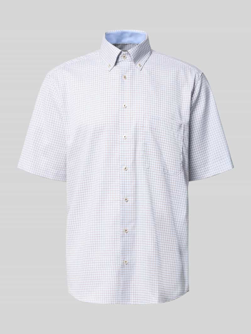 Koszula biznes o kroju comfort fit z brustaszą