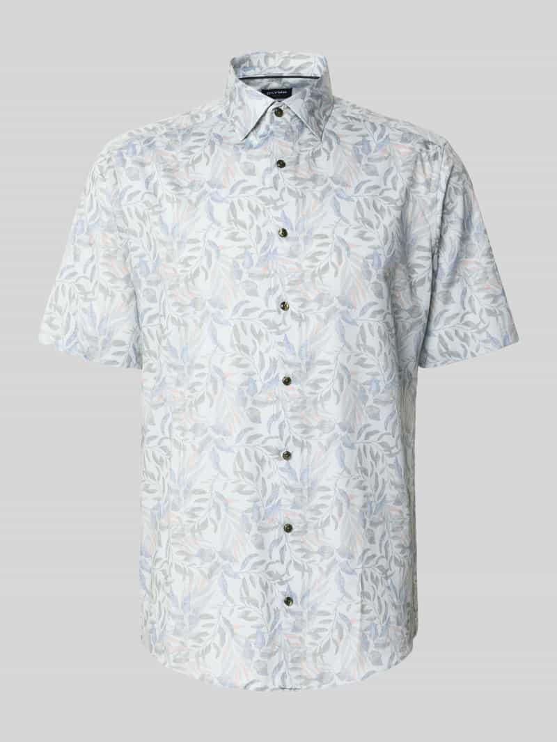 Nowoczesna koszula biznesowa o kroju regular fit z kołnierzykiem typu kent