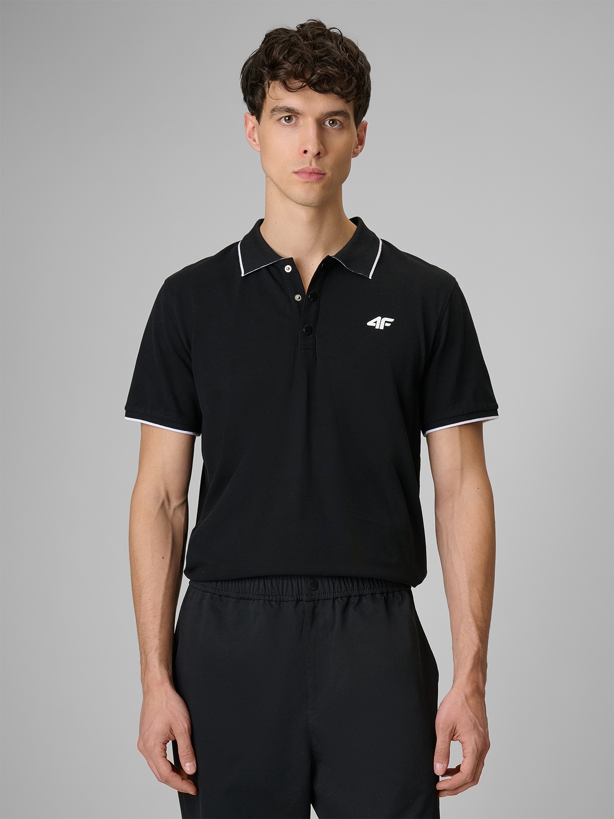 4F Koszulka polo regular męska - czarna XXL