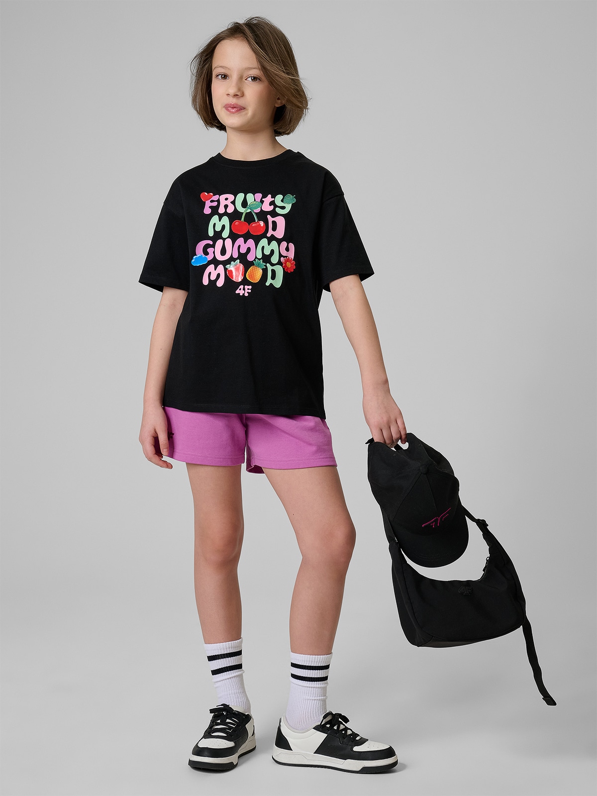 4F Spodenki dresowe dziewczęce - fioletowe 164 (13-14 lat)