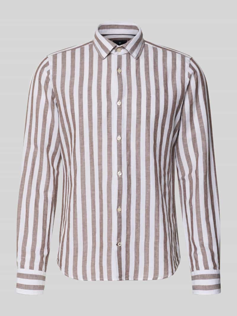 Koszula o kroju slim fit biznes z kołnierzykiem typu kent model 'Pit'