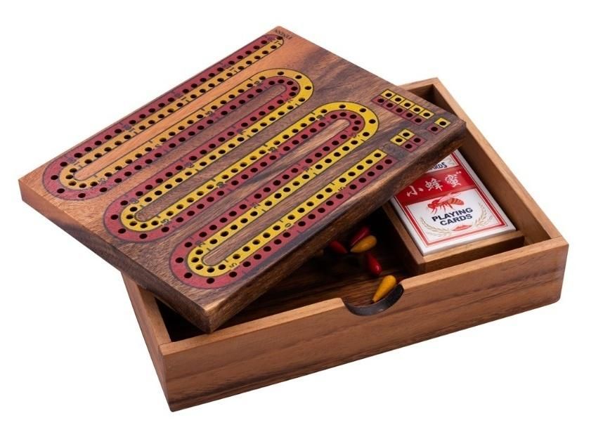 Cribbage w drewnianym pudełku z kartami Quint - gra