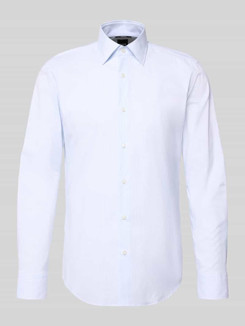 Koszula biznesowa o kroju slim fit z kołnierzykiem typu kent model 'P-HANK-K'