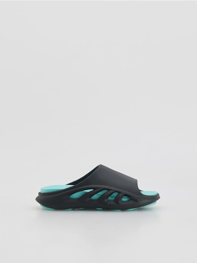 Reserved - Lekkie klapki - czarny