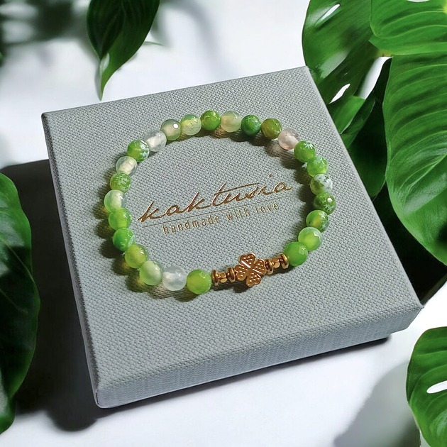 Na szczęście : agat i czterolistna koniczynka