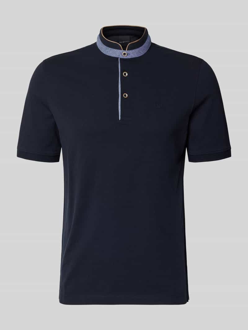 Koszulka polo o kroju regular fit ze stójką i wyhaftowanym logo