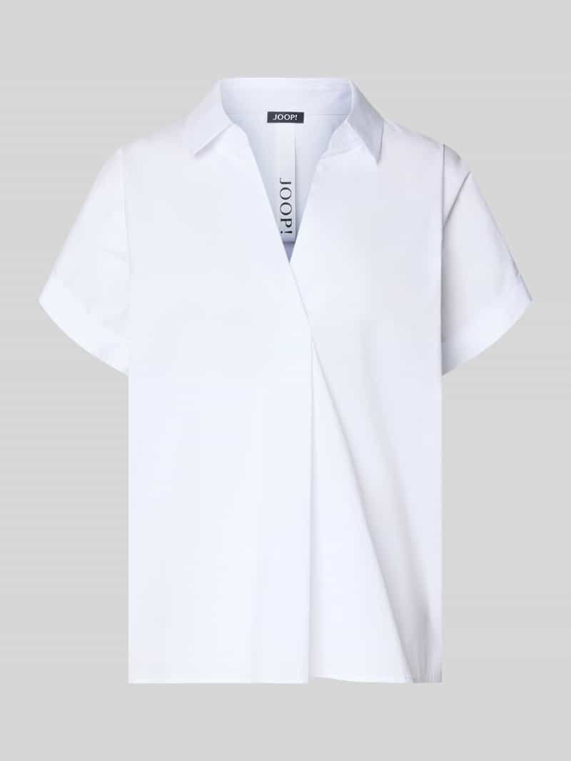 Bluzka o kroju regular fit z dekoltem w serek model 'Basilia'