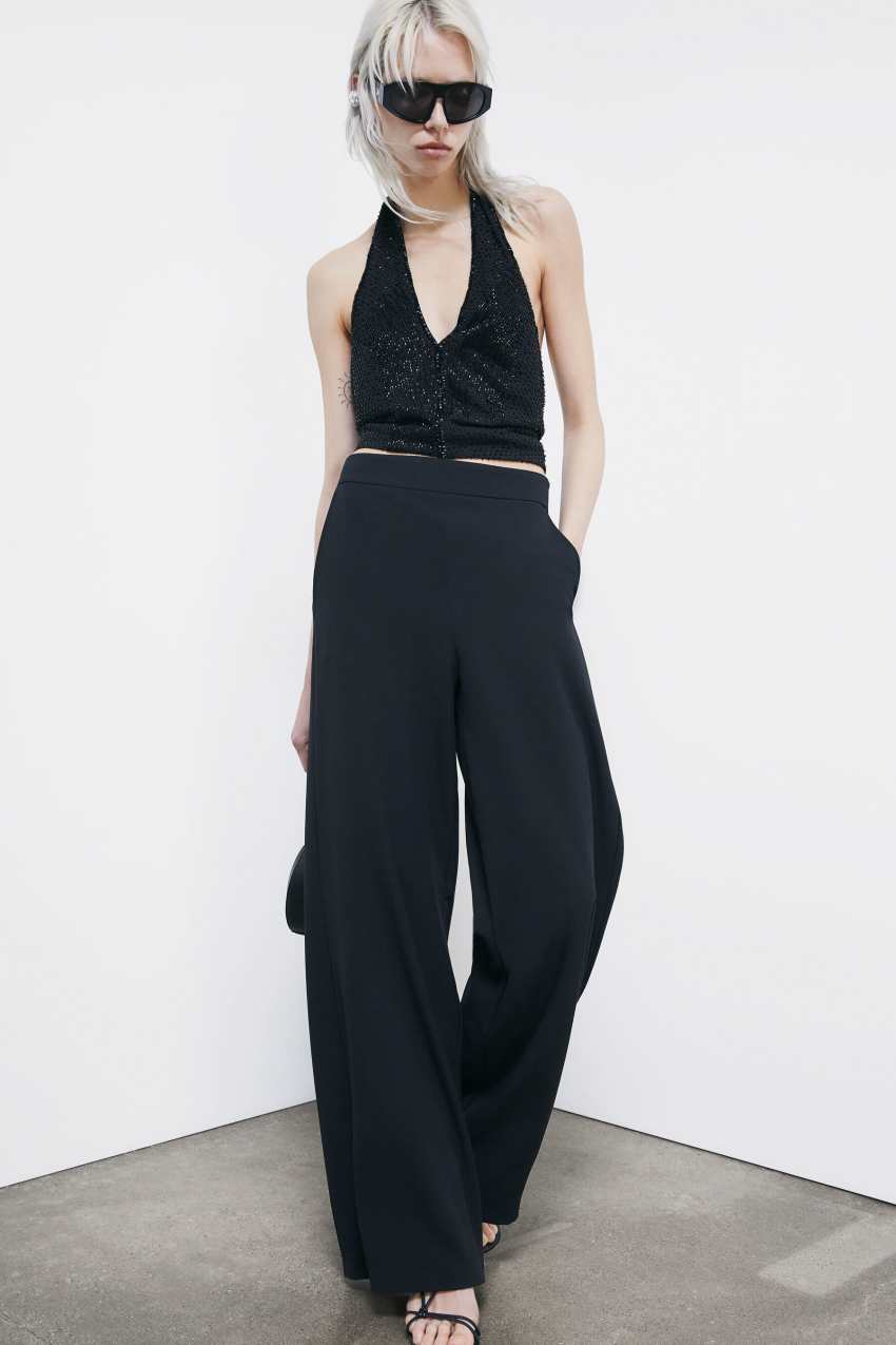 Top z georgetty z haftem z koralików