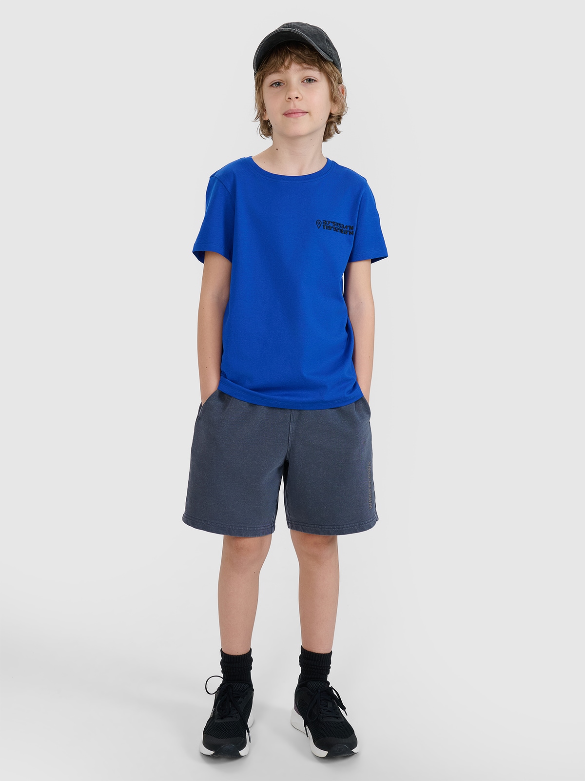 4F Spodenki dresowe chłopięce - szare 140 (9-10 lat)