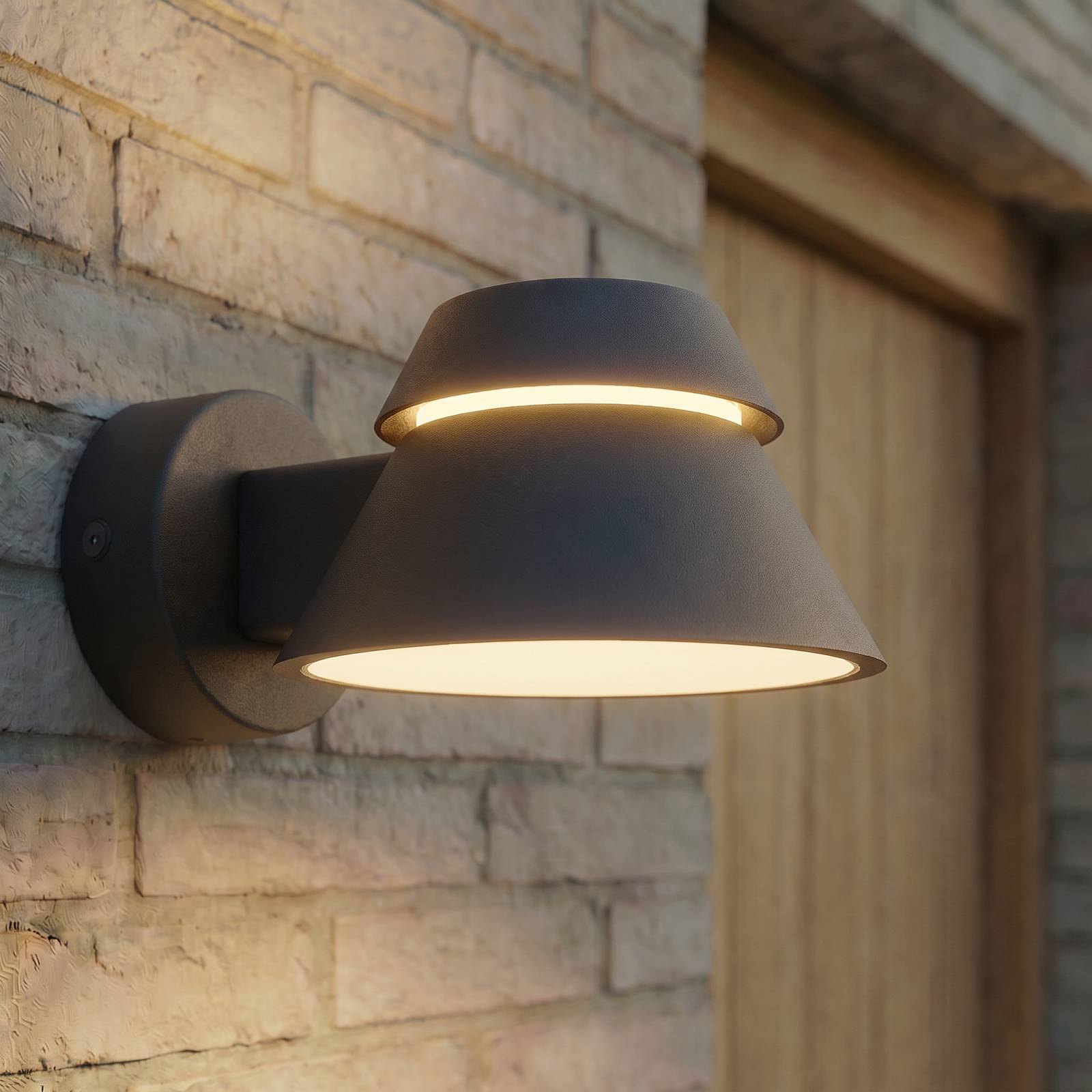 Kinkiet zewnętrzny LED Moena Lucande, czarny, aluminium, nowoczesny