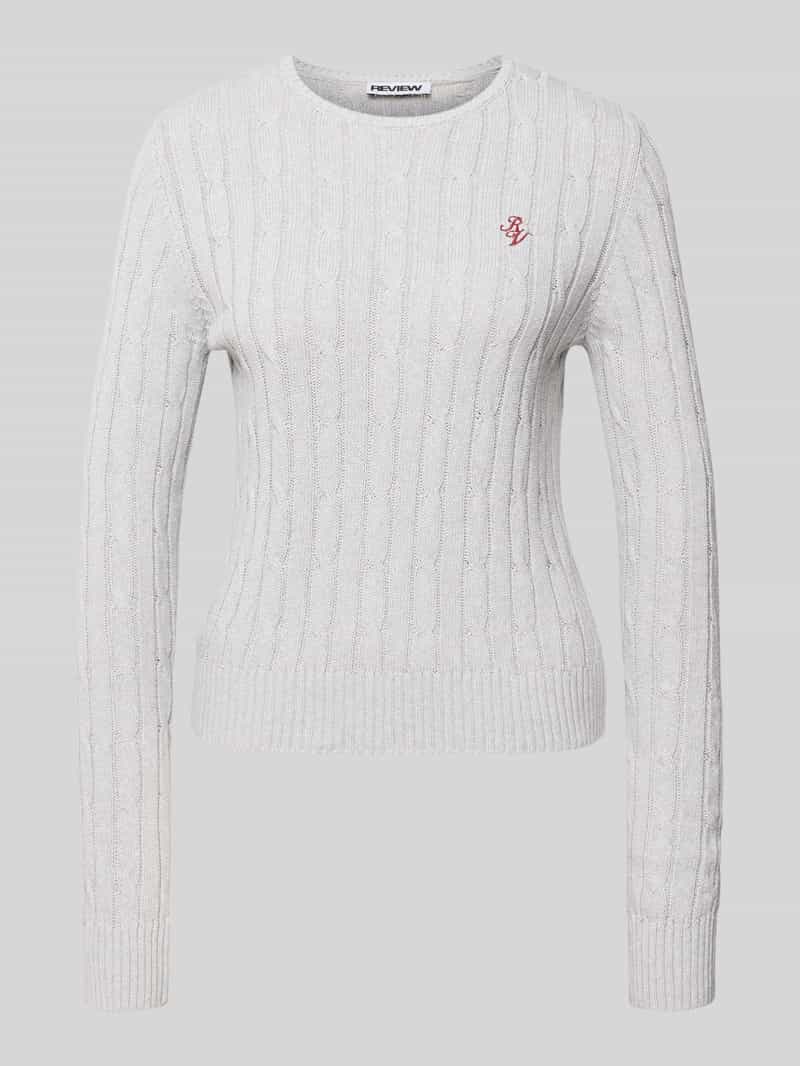 Sweter z dzianiny ze ściegiem warkoczowym i wyhaftowanym logo