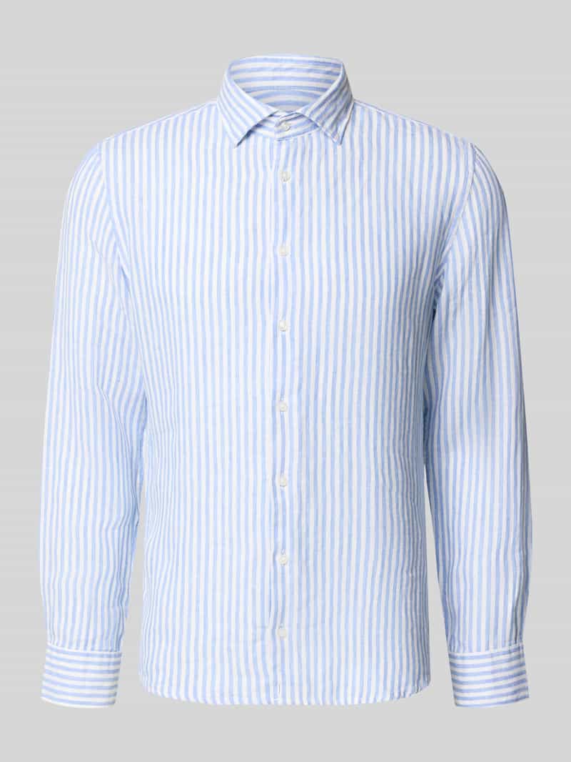 Koszula o kroju slim fit biznes z kołnierzykiem typu kent