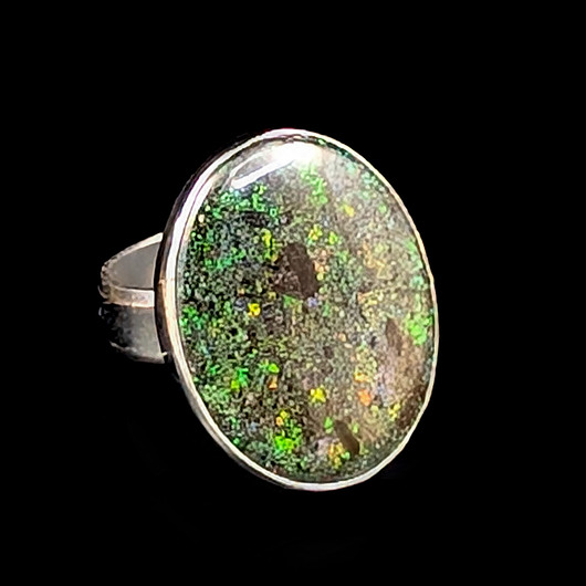 Pierścionek galaktyczny australijski opal matrix