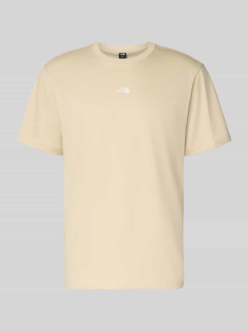 t-shirt z wyhaftowanym logo