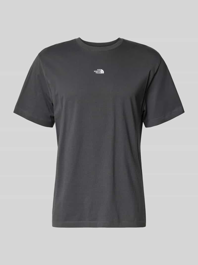t-shirt z wyhaftowanym logo