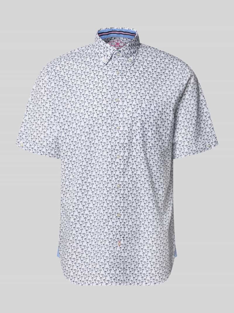 Koszula casualowa o kroju regular fit z kołnierzykiem typu button down