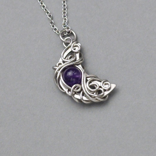 Wisiorek księżyc fioletowy ametyst wire wrapping