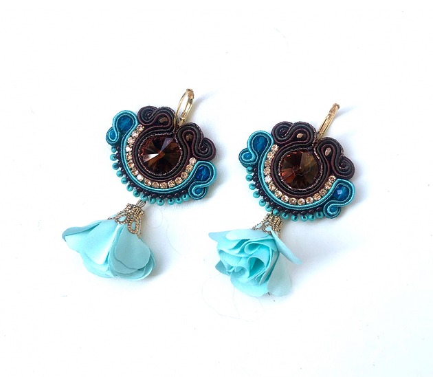 Sutaszowe kolczyki MOA