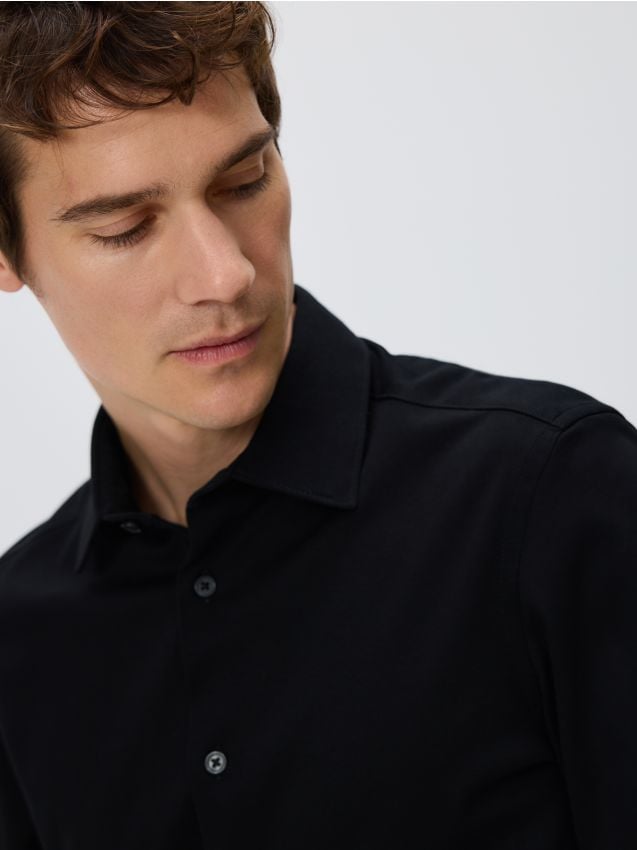 Reserved - Koszula regular z bawełny egipskiej - czarny