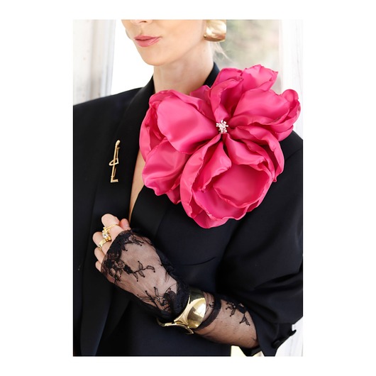 Duża broszka kwiat różowa
