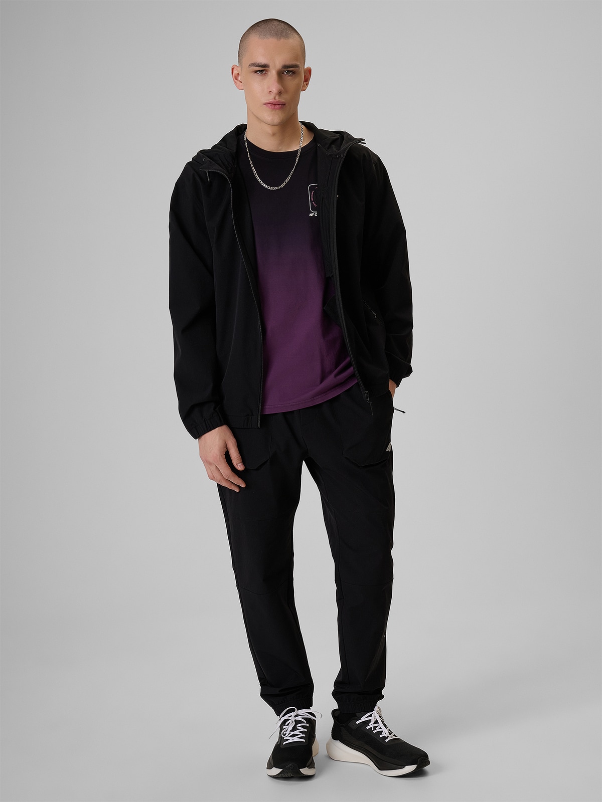 4F Spodnie casual męskie - czarna XL