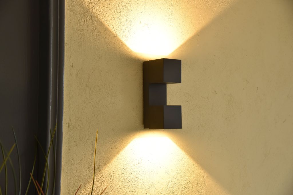 FARI kinkiet zewnętrzny LED 10W 3000K IP54 regulowany ciemny szary LUTEC 5117401118