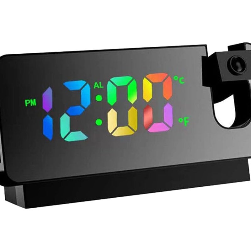 Cyfrowy budzik z lustrzanym wyświetlaczem, projekcją i wskaźnikiem temperatury, duży ekran LED, funkcja USB, czarna obudowa i kolorowe podświetlenie.
