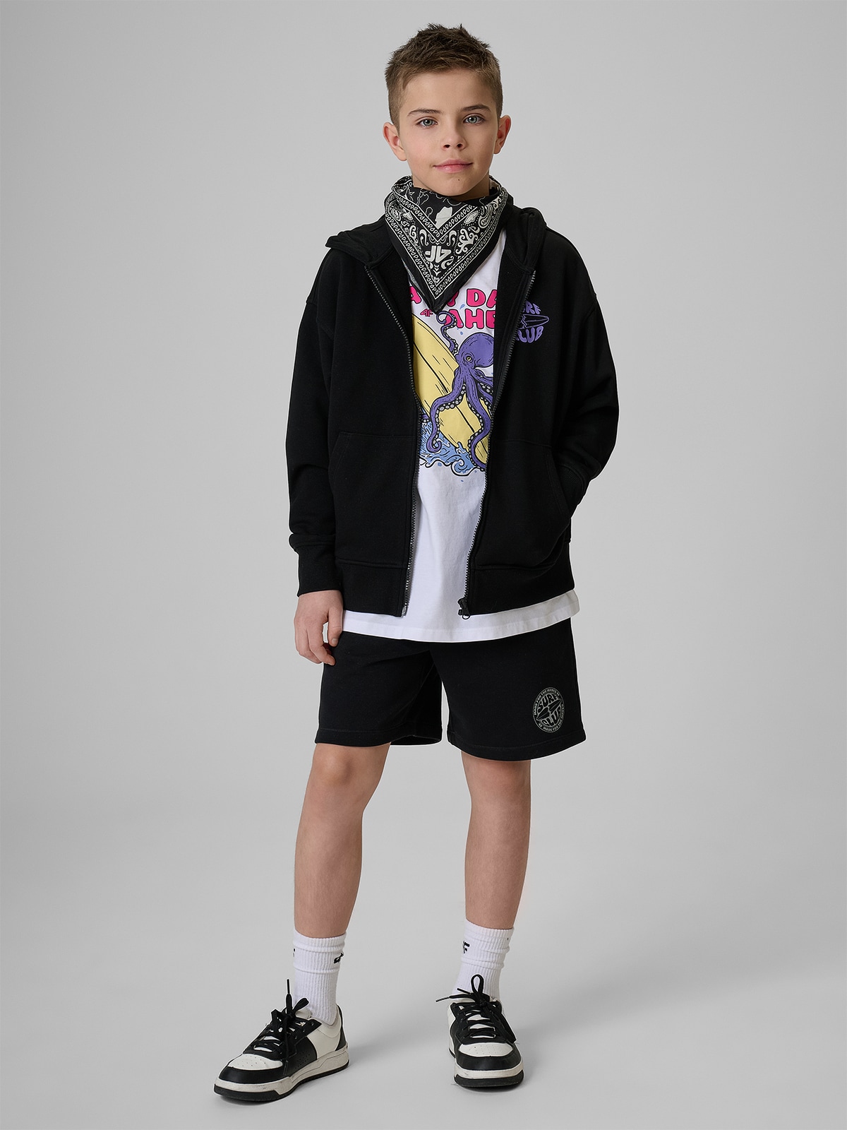 4F Spodenki dresowe chłopięce - czarne 164 (13-14 lat)