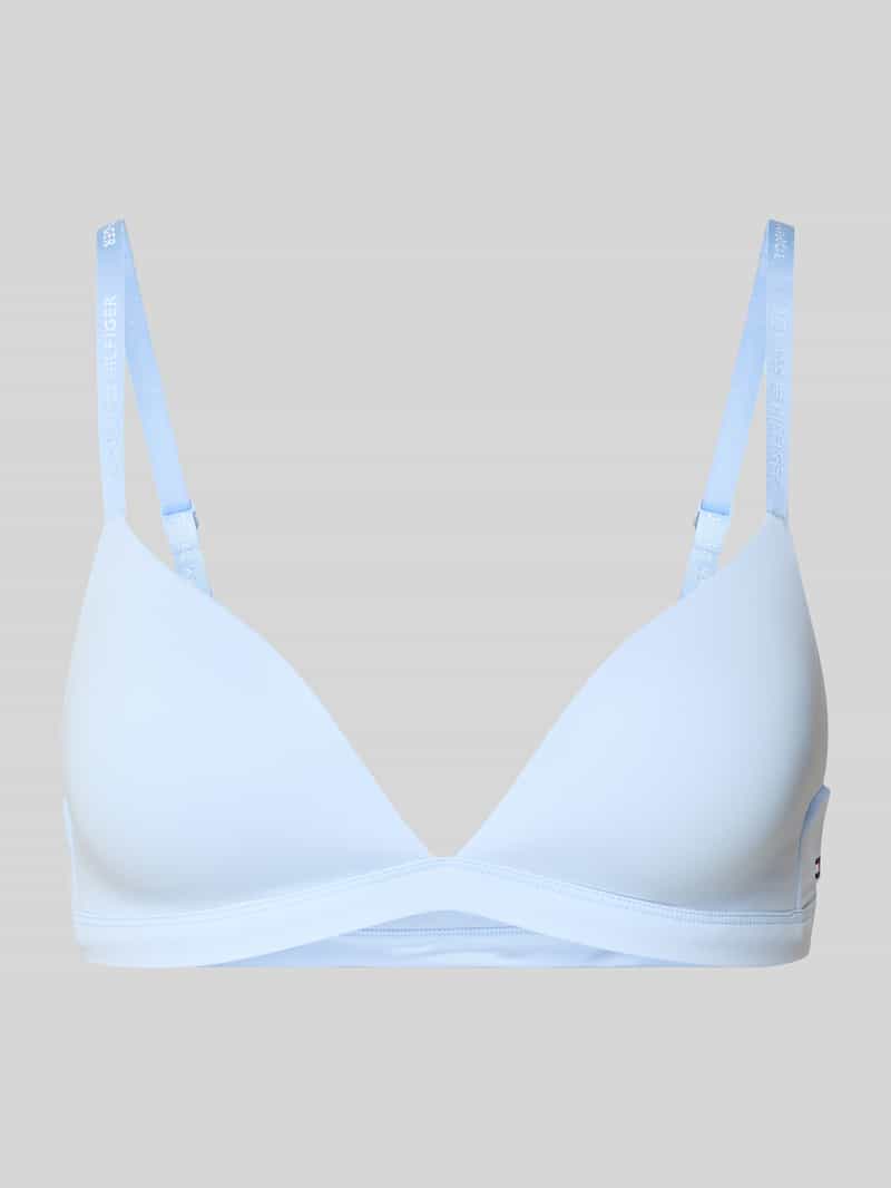 Biustonosz o trójkątnym kształcie z usztywnianymi miseczkami