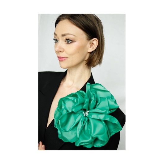 Duża broszka kwiat zielona