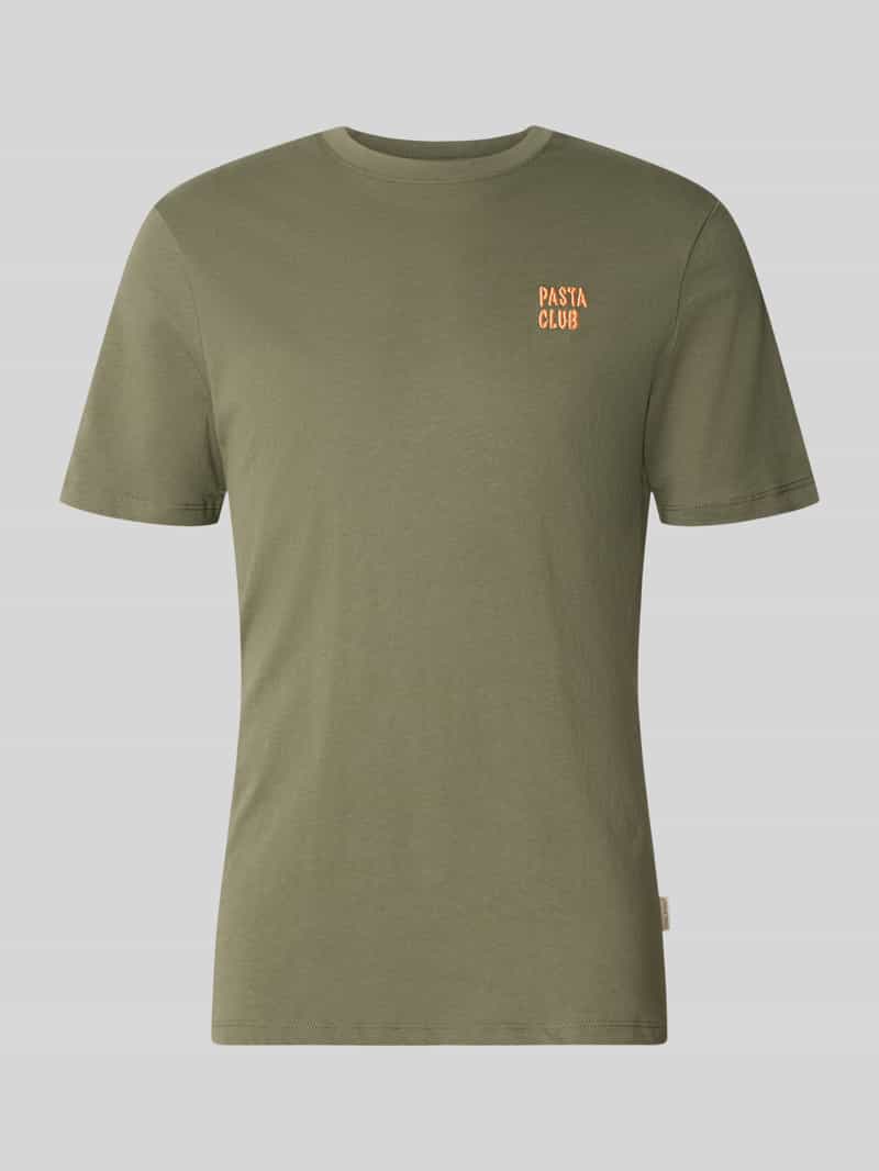 T-shirt z haftem model 'KAAN'