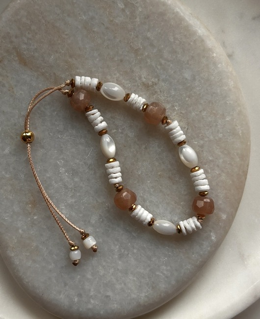 Letnie wibracje - bransoletka z Muszlą i kamieniem słonecznym