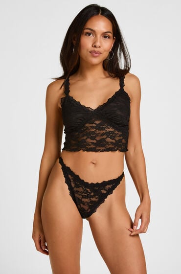 Hunkemöller Stringi z Wysokim Wycięciem Aveline Czarny