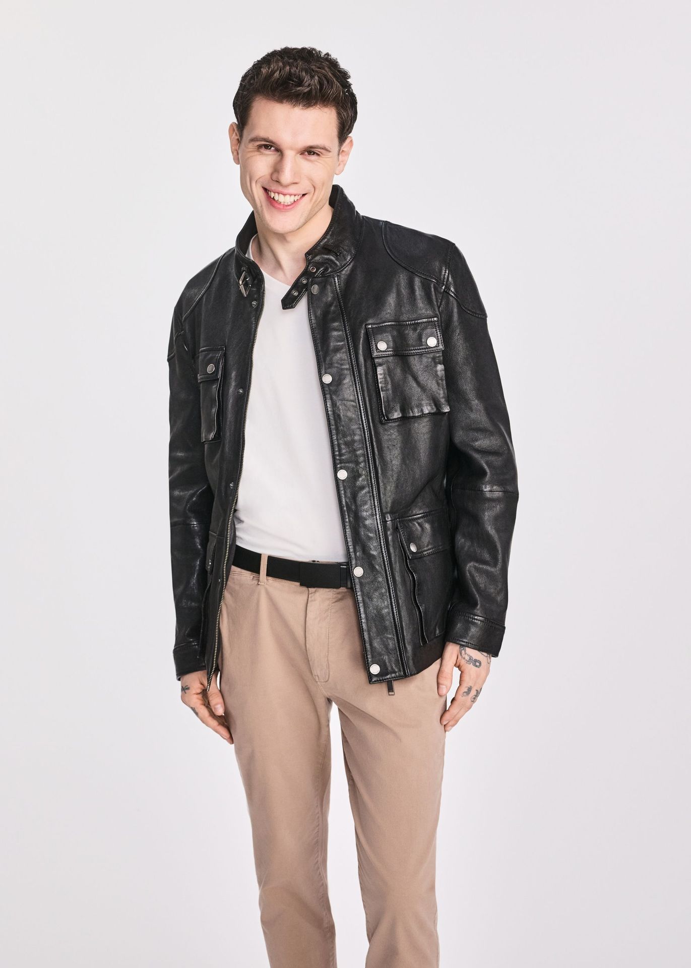 Czarna skórzana kurtka męska