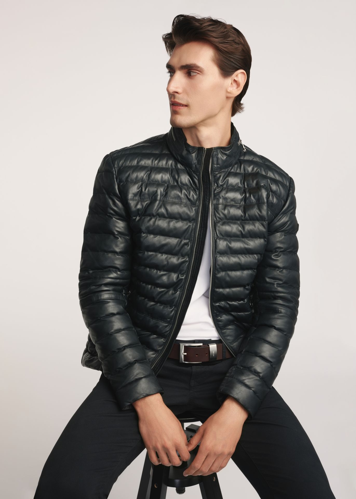 Czarna skórzana kurtka męska ocieplana KURMS-0379-3358(Z25)